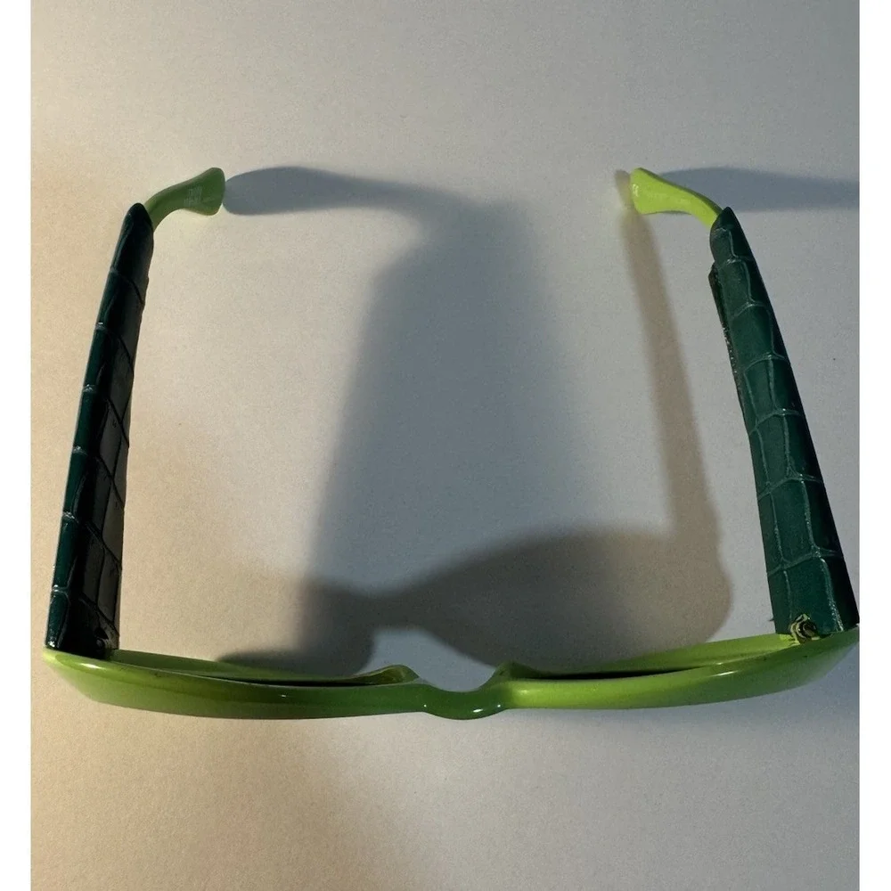 1996 Gianni Versace Sunglasses Mod. 418/P Col 899 Green Leather